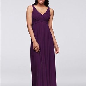 Long Mesh Dress with Cowl Back Detail
DAVID'S BRIDAL Plum color size 8
F15933